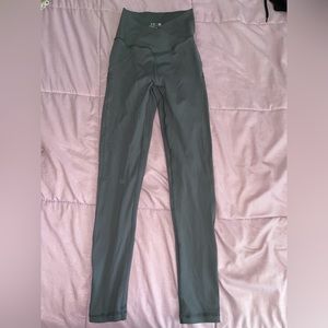 For the Peach workout leggings